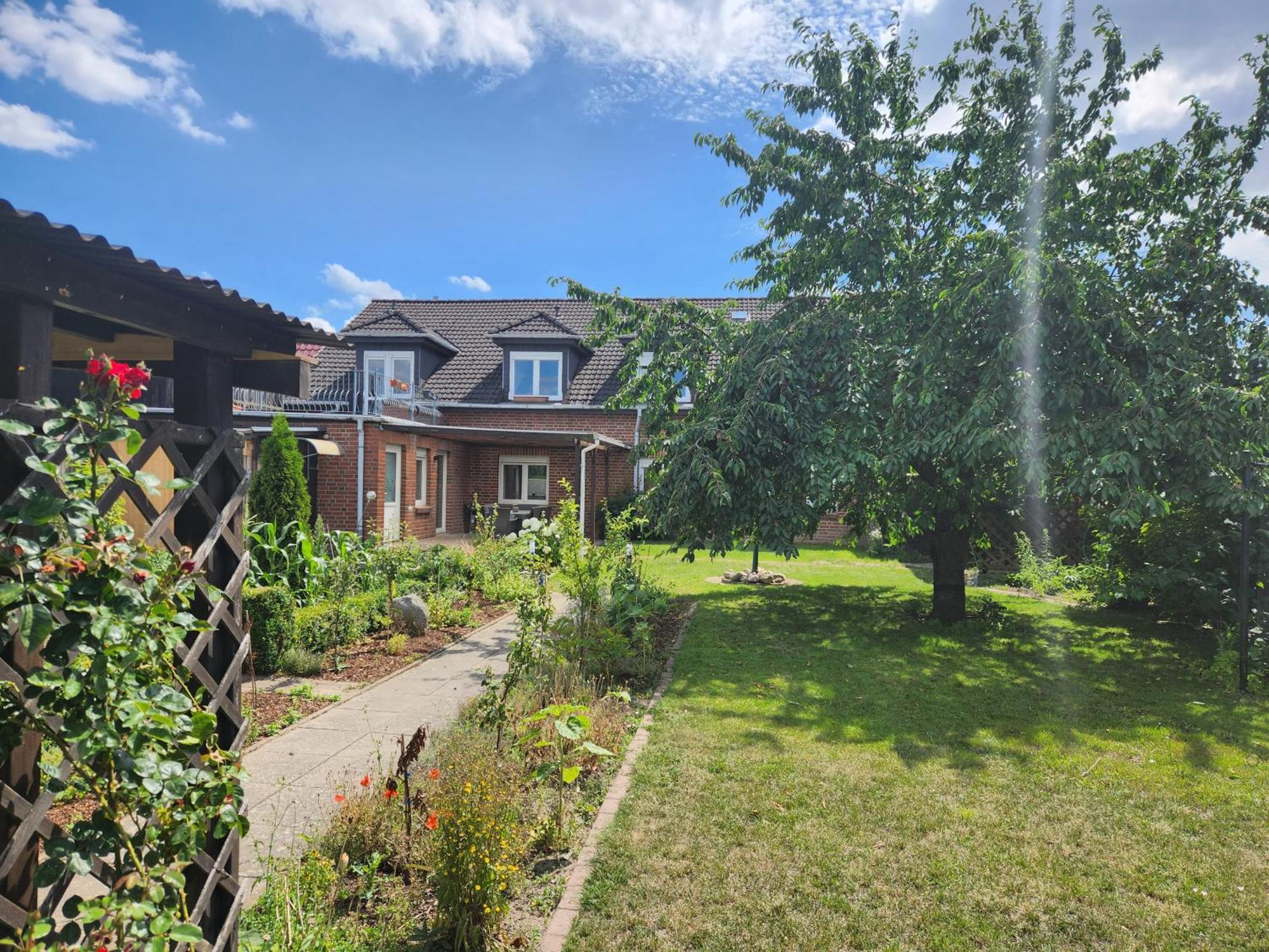 Neumuhler Hof Ferienwohnung "Stefan" Bietet 4 Schlafzimmer Und 4 Bader , Eine Grosse Badewanne Und Grosser Terrasse Zum Garten, Kostenfreie Parkmoglichkeiten Schwerin  Dış mekan fotoğraf